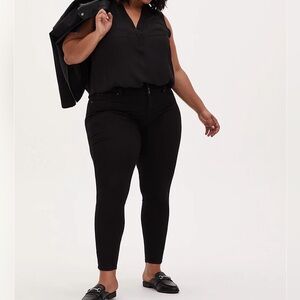 Torrid Black Super Stretch High Rise Jegging Skinny Jeans 10 Reg
